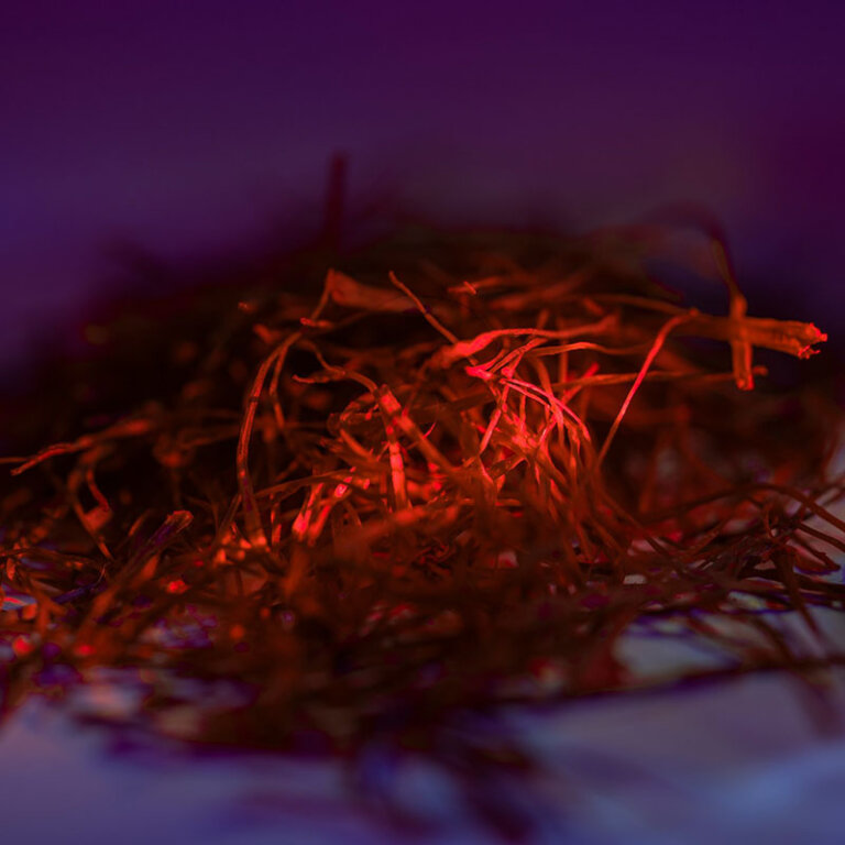 ترفندهای طراحی بسته‌ بندی زعفران که فروش شما را در افغانستان چند برابر می‌کند